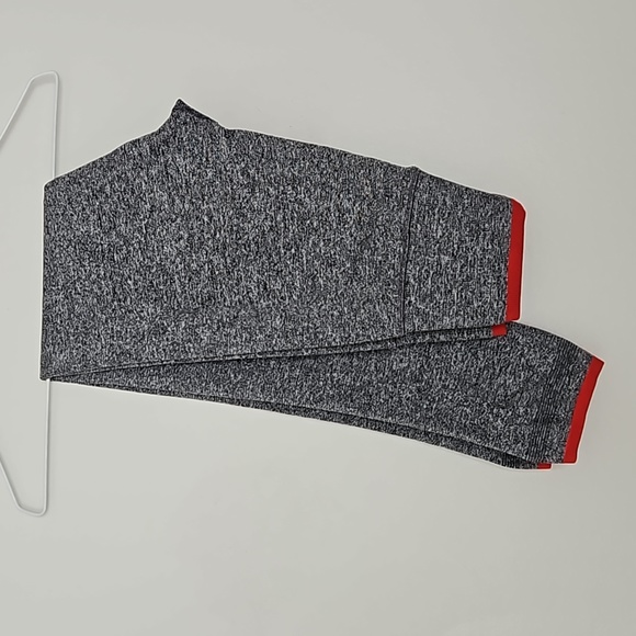 Athleta High-rise Leggings | 28" Inseam - Picture 2 of 8